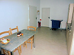 Trockenbau, Innenausbau, Installation von Glastrennwänden für die Physiotherapie in Ebersbach